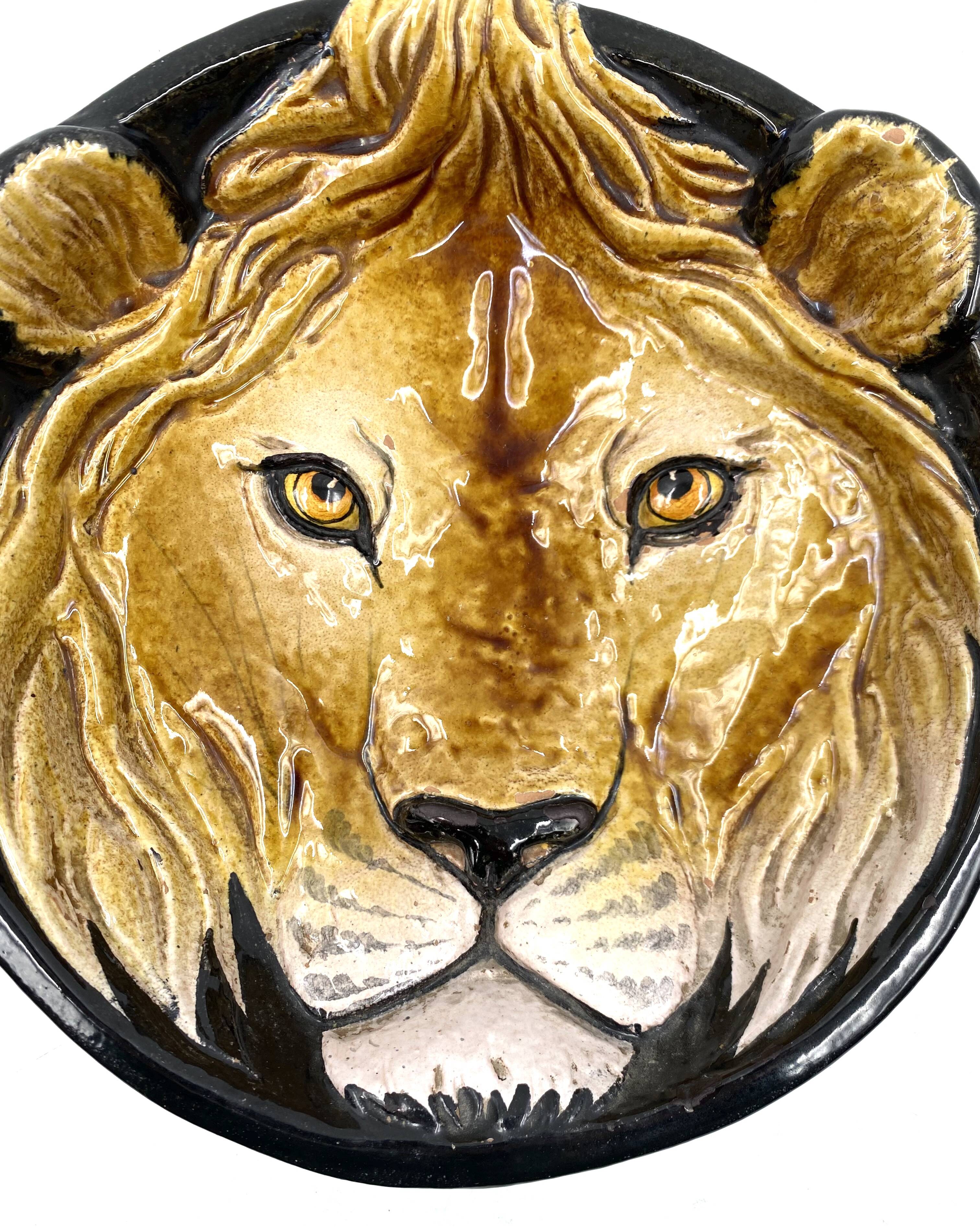 Mid-century lion ceramic plate / vide poche, Italy 1970s