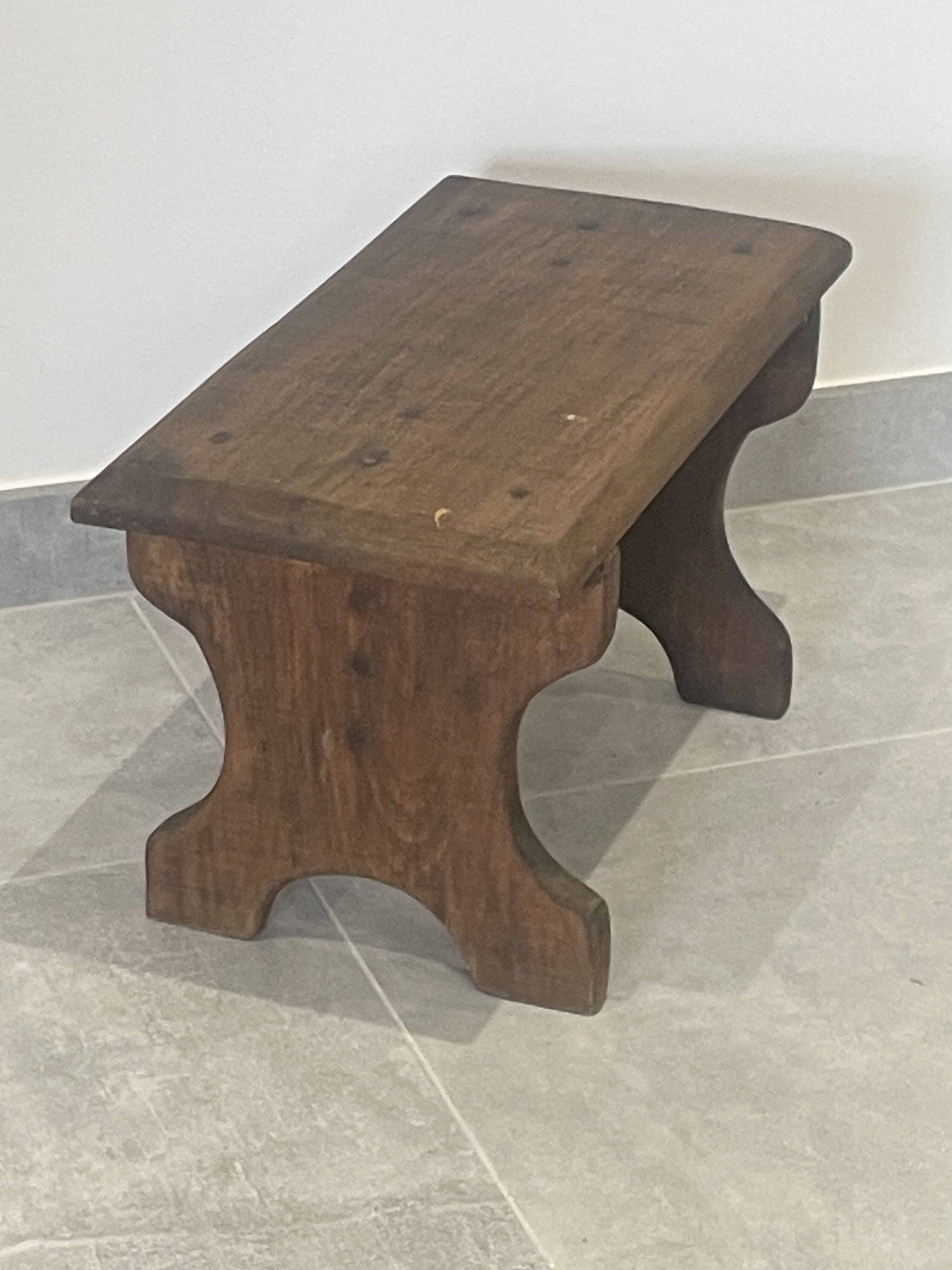 Large format lacemaking bench