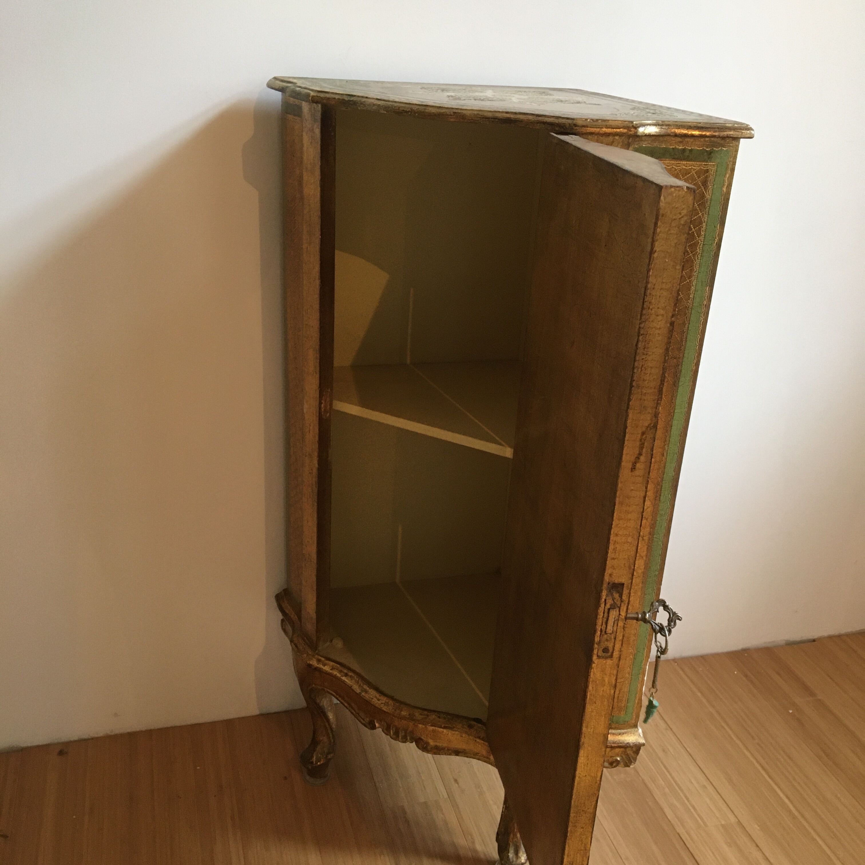 Venetian corner furniture