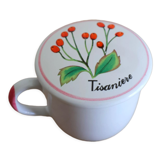 Korean herbal tea maker with floral décor filter
