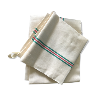 Duo of tea towels in half-breed