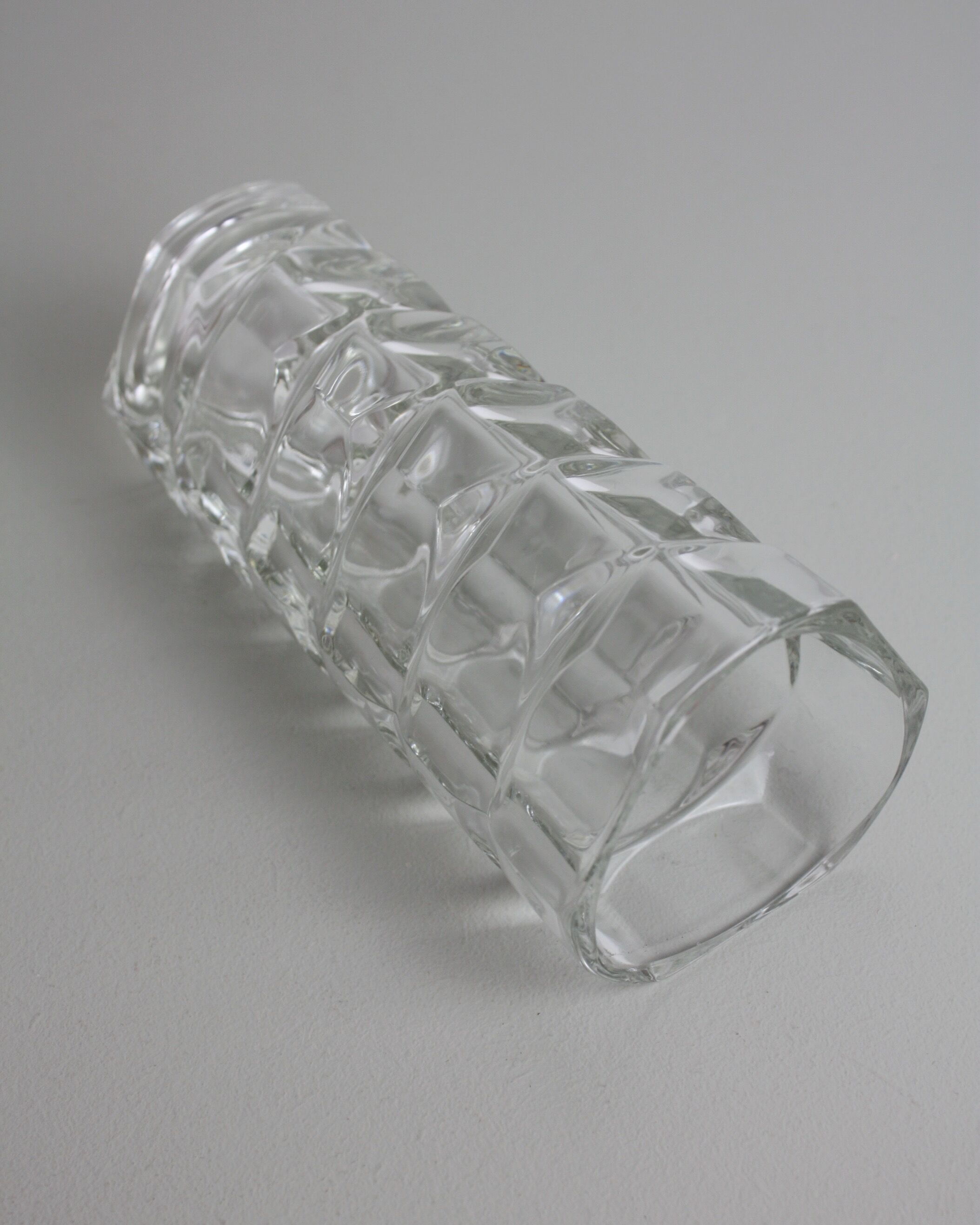 Vase Luminarc en verre transparent 70's