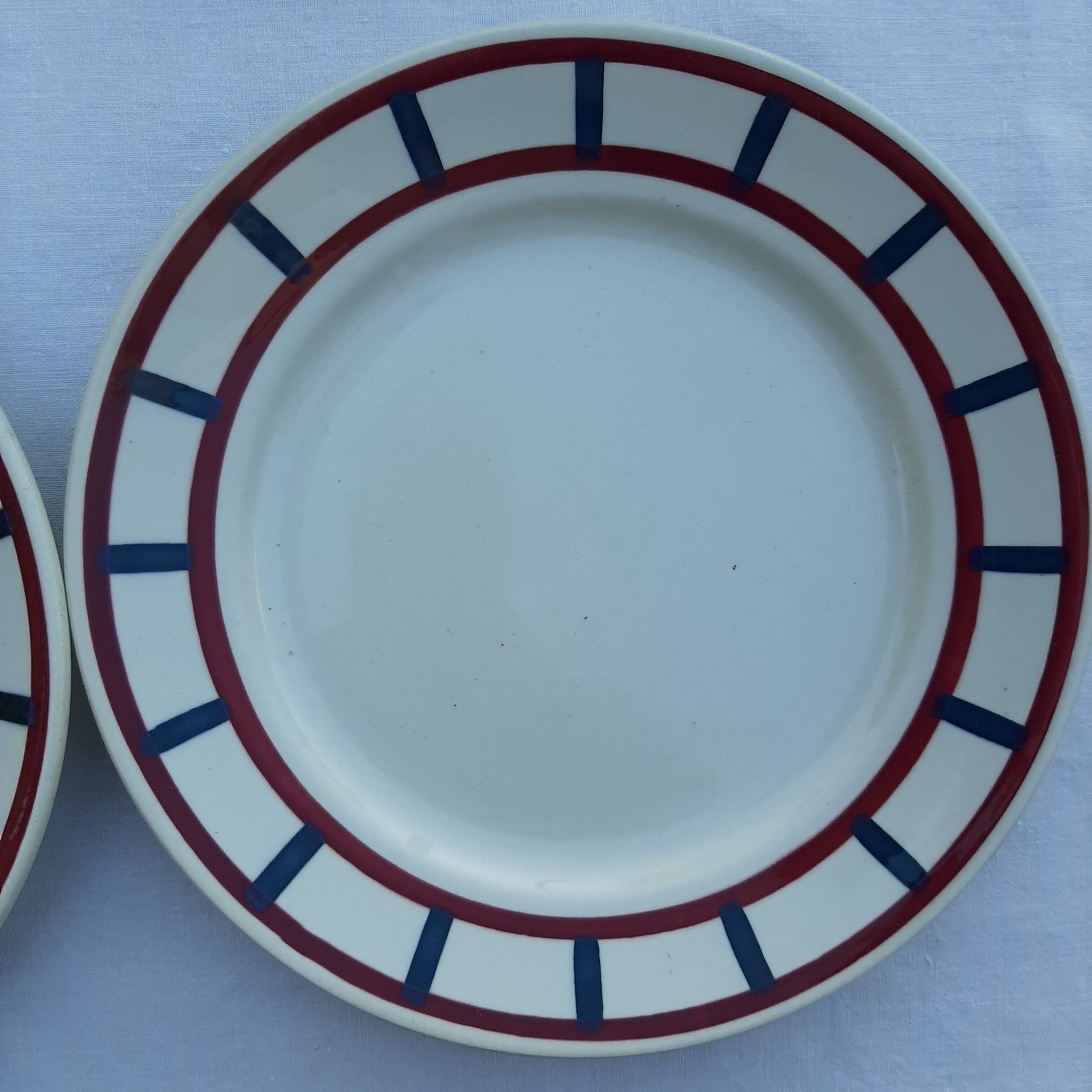 2 assiettes Béarn vintage