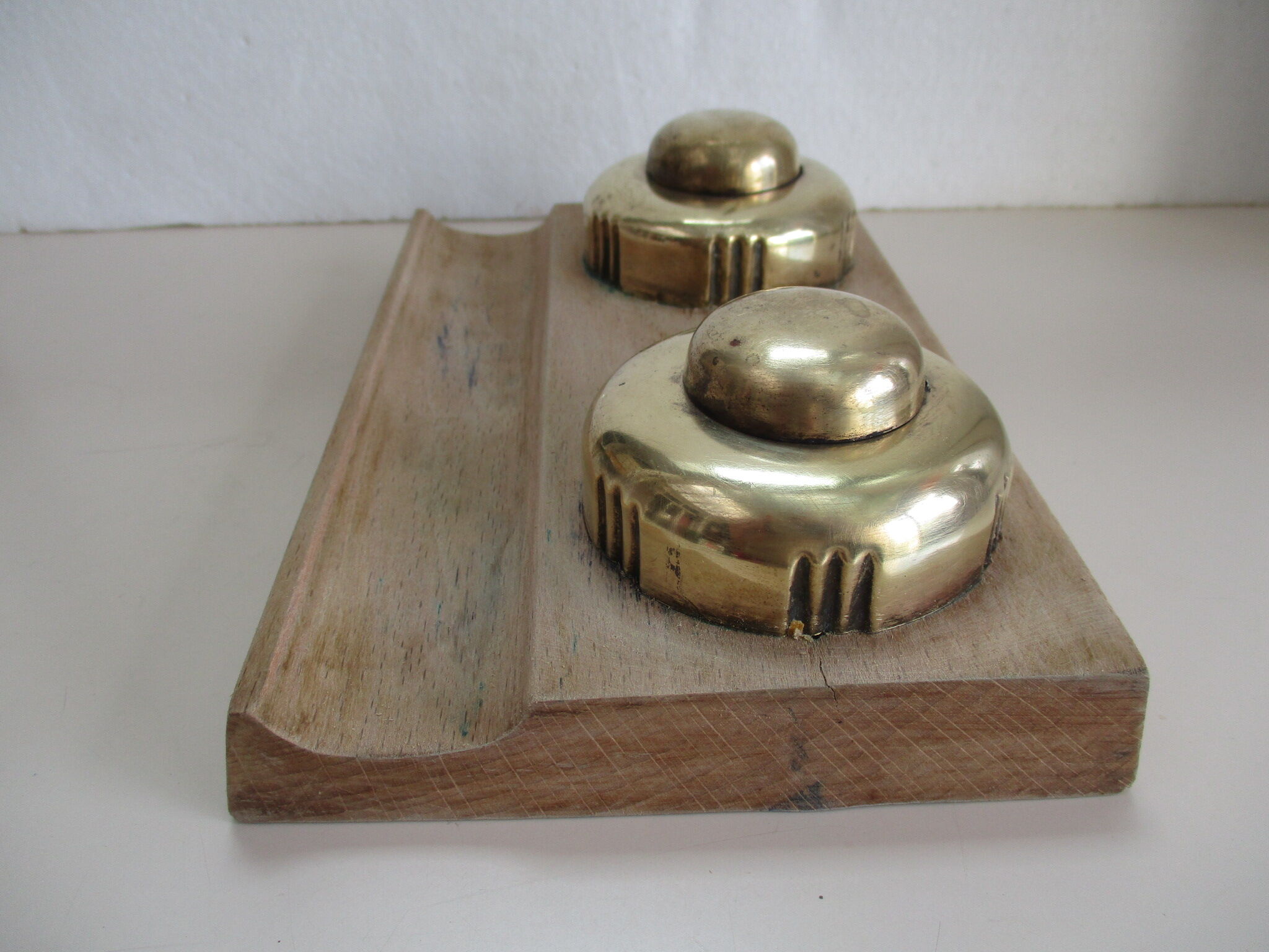 Double inkwell wood and brass