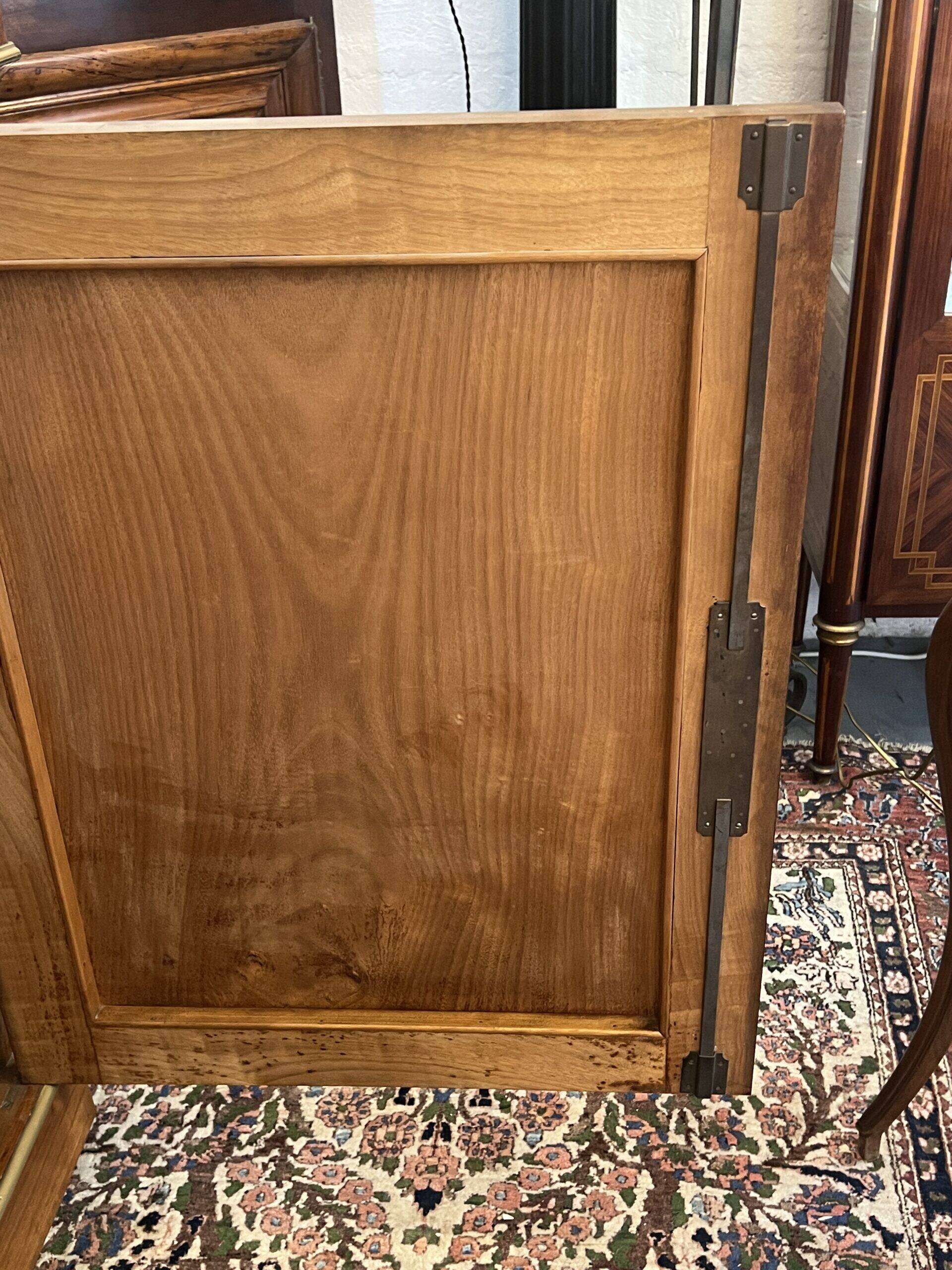 Napoleon III sideboard, rosewood and floral marquetry, 19th century