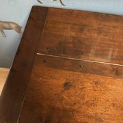 Table console en bois de cerisier avec 3 tiroirs