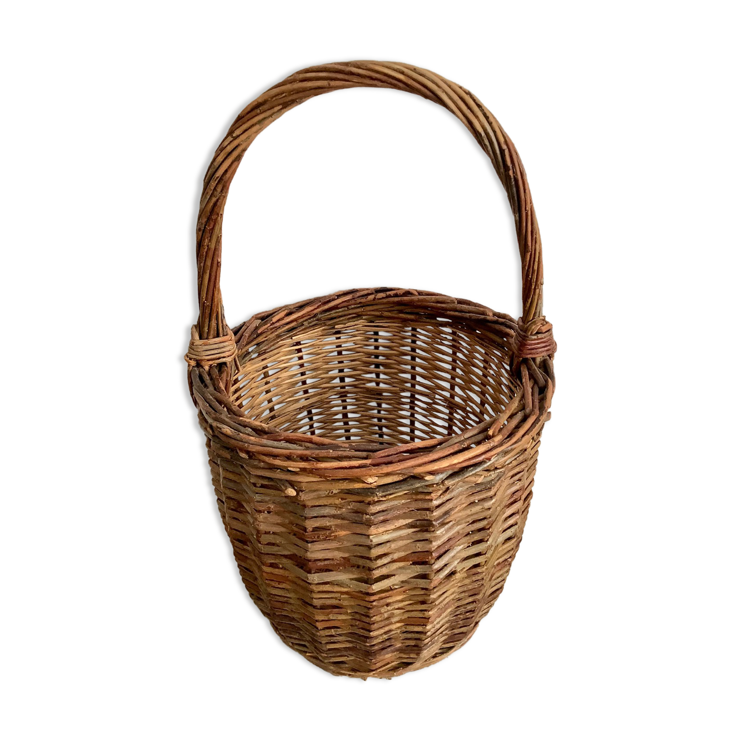 Raw wicker basket