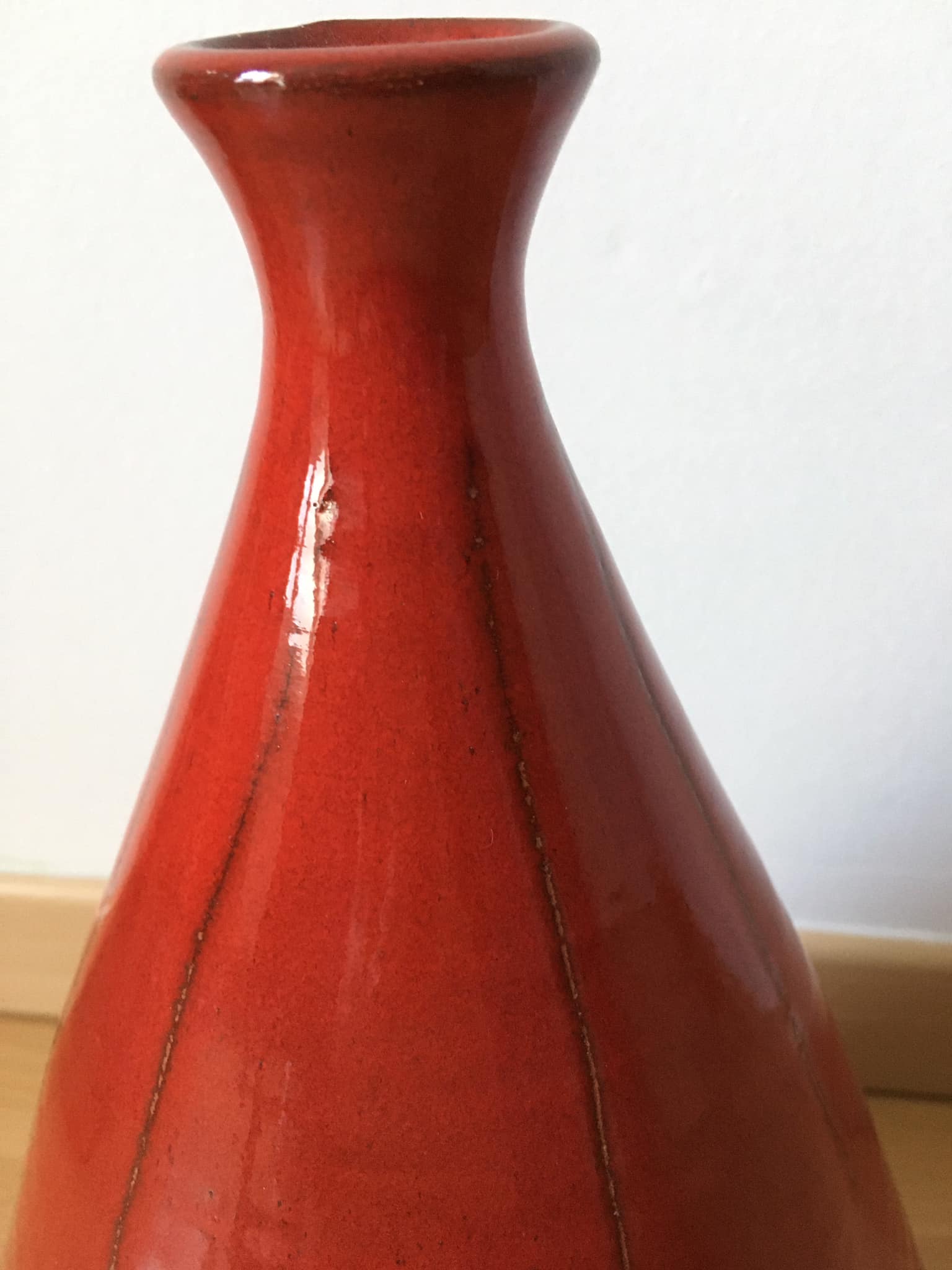 Contemporary ceramics in the shape of a jar