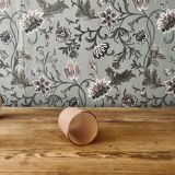 Old opaline toiletries