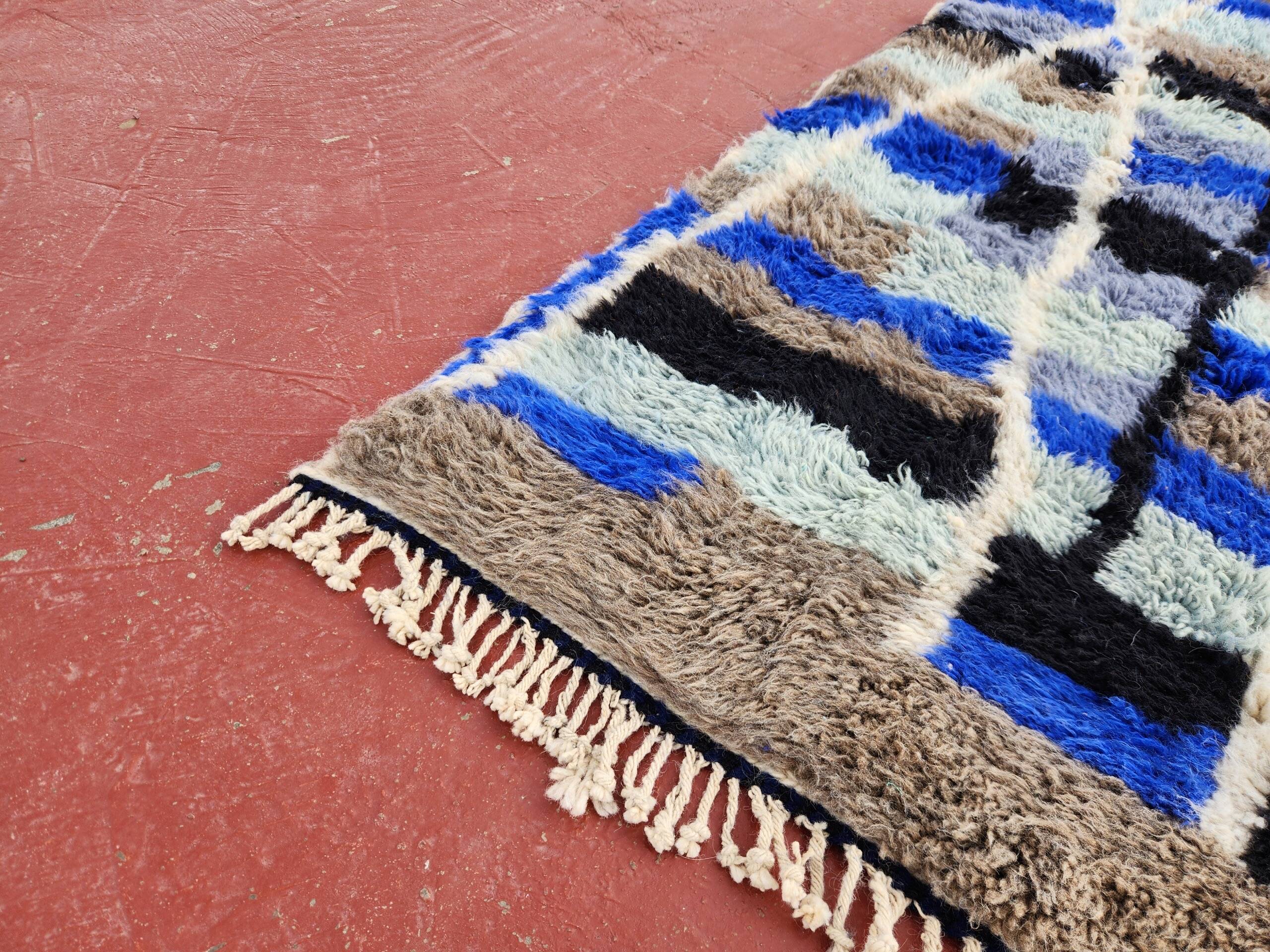 Beni Ouarain rug 300x130 cm – Handmade piece in thick wool,