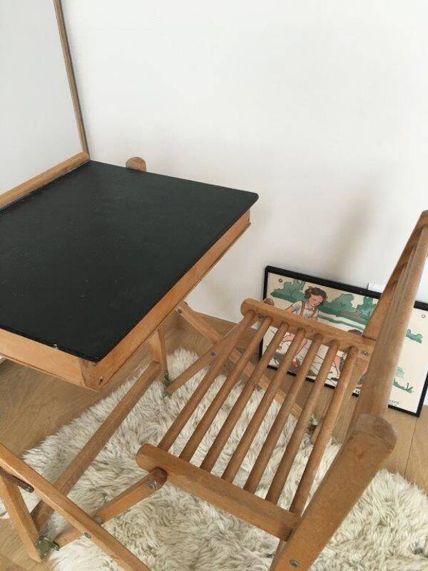 Bureau, pupitre pliant pour enfant, années 60