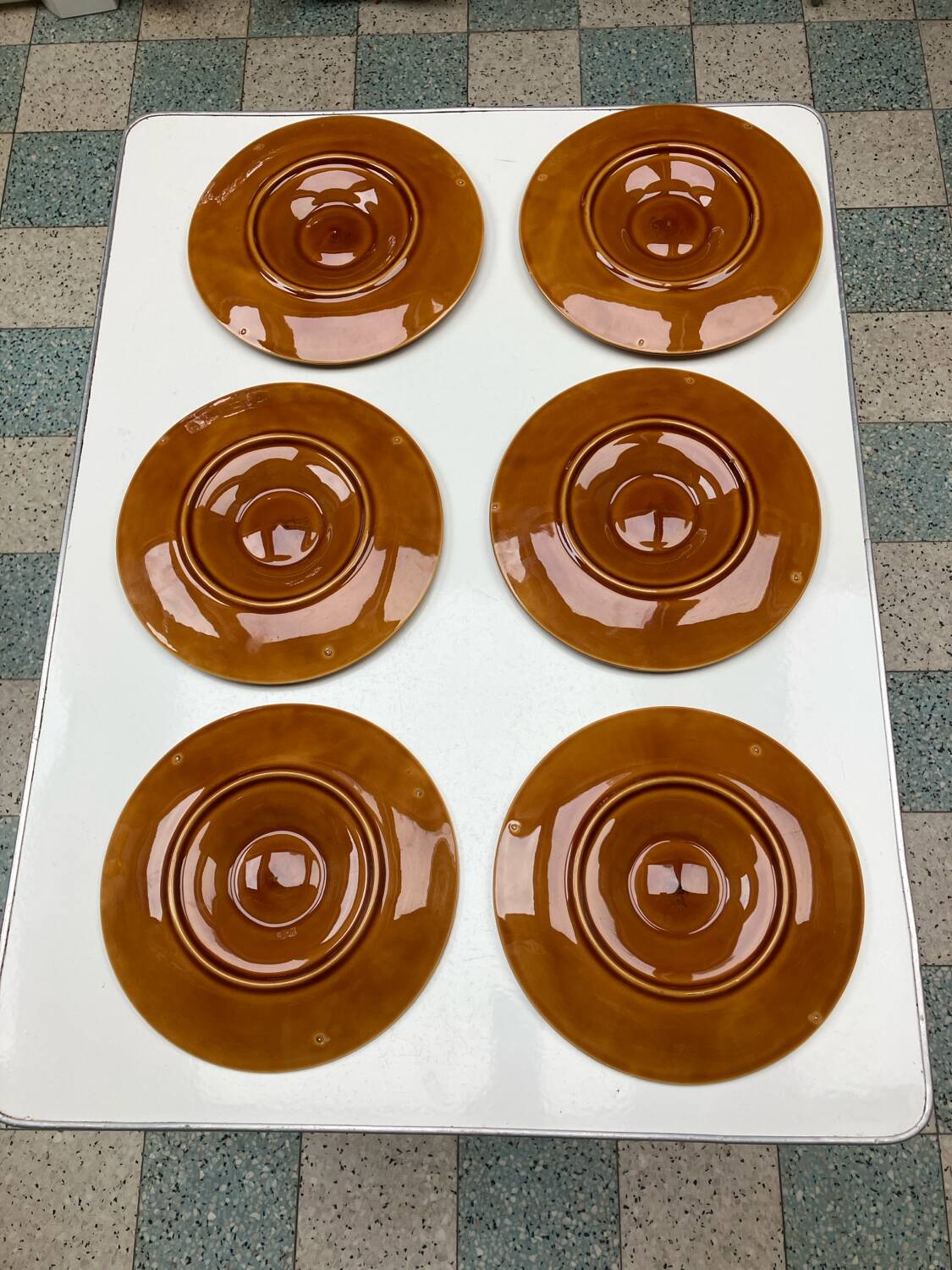 6 assiettes à huîtres barbotine 