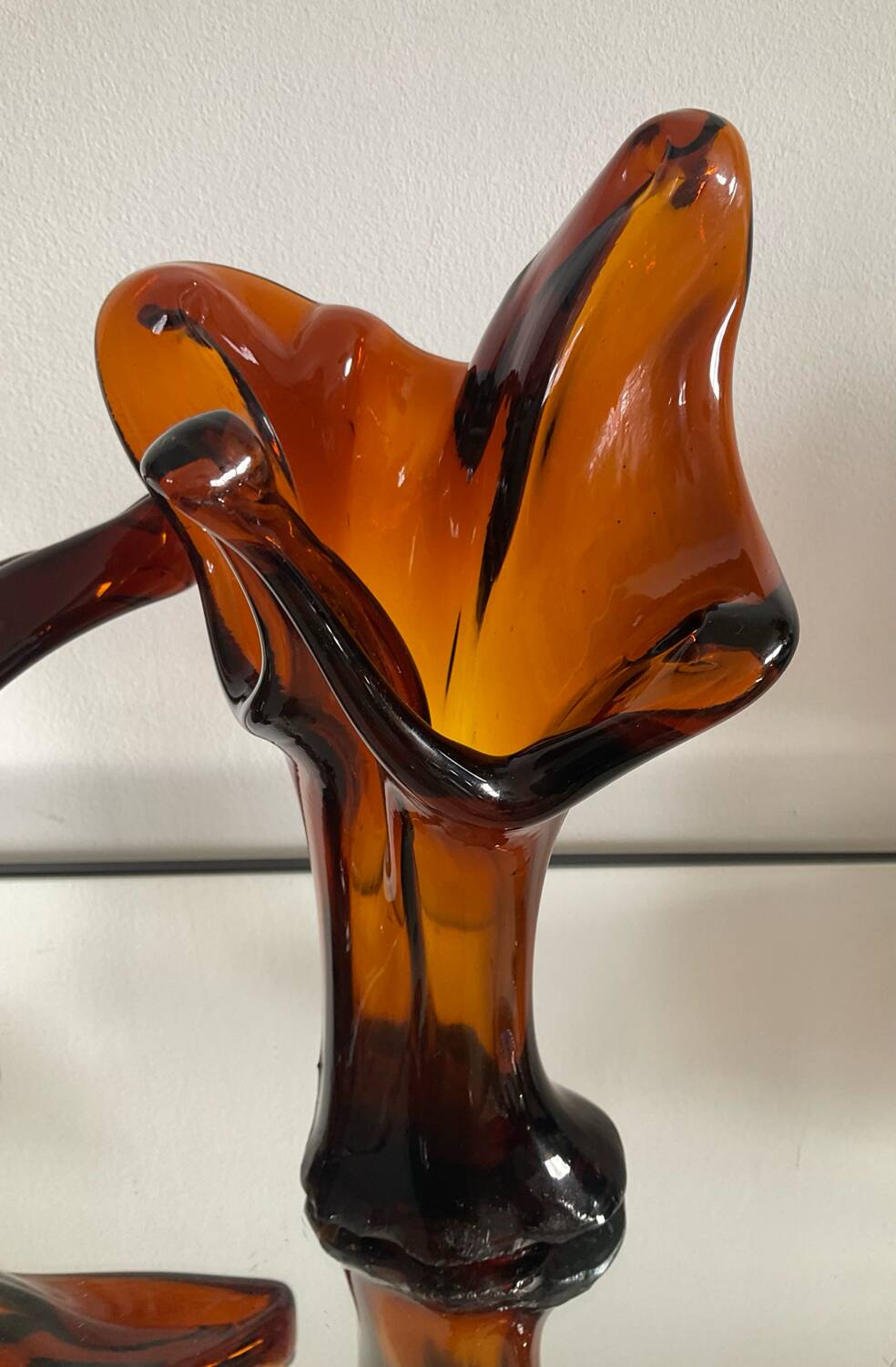 Duo de vases vintage en pâte de verre ambré