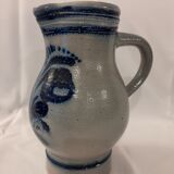 Water jug in Alsace sandstone