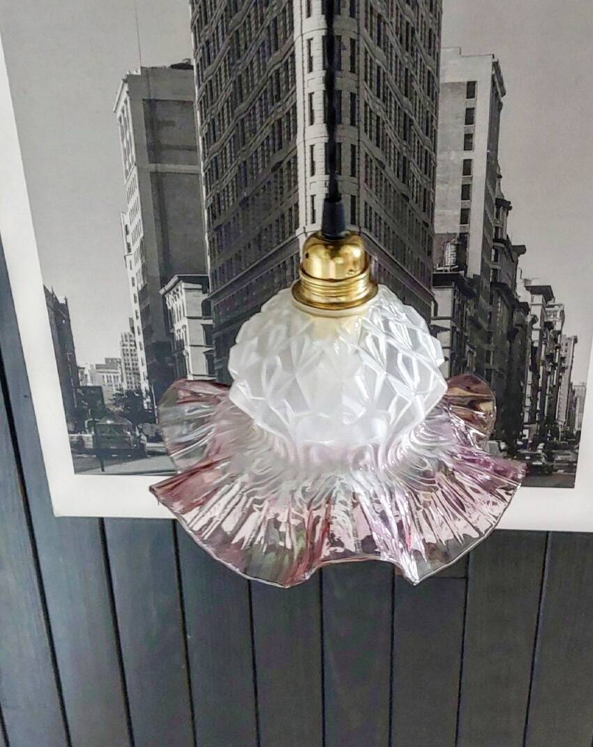 Vintage flower pendant light