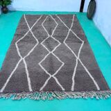 Beni Ouraine handwoven rug, size 100 x 200 cm