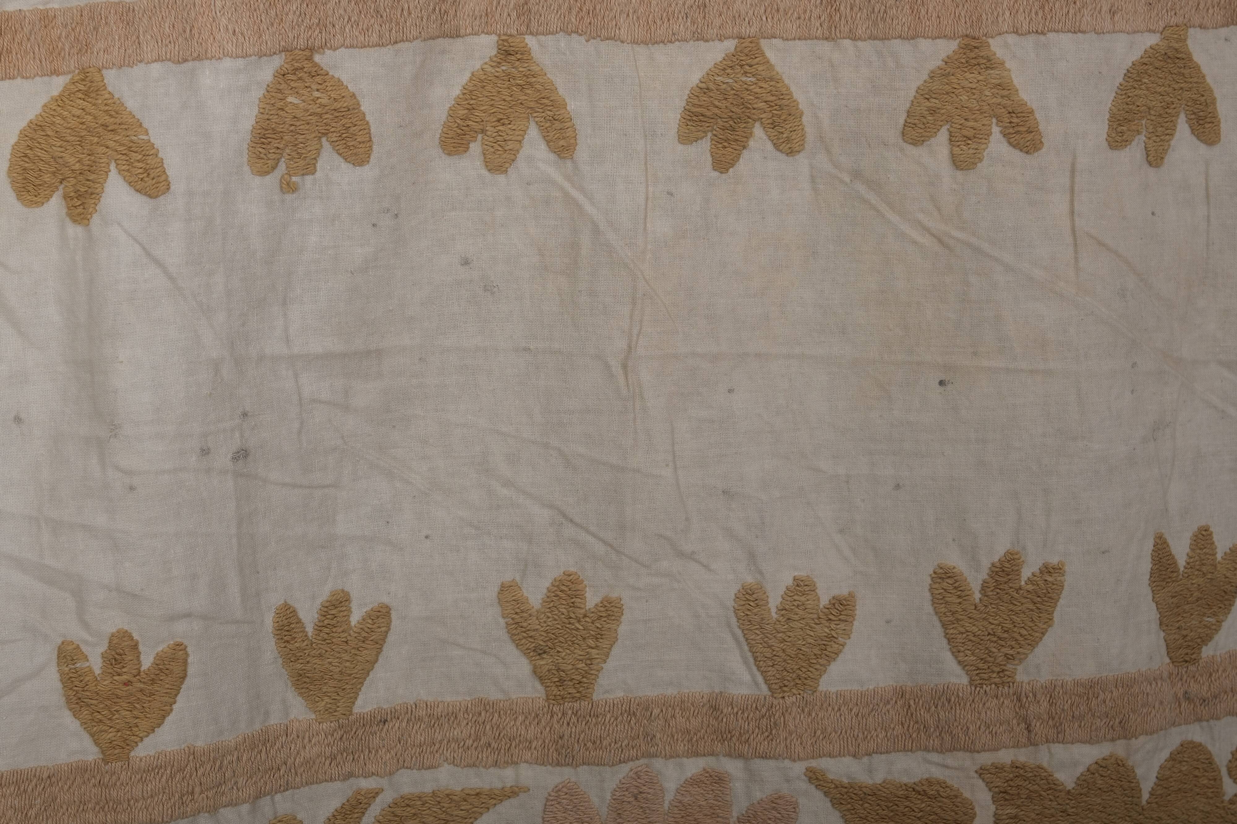 Hand knotted rug, vintage turkish rug 103x132 cm