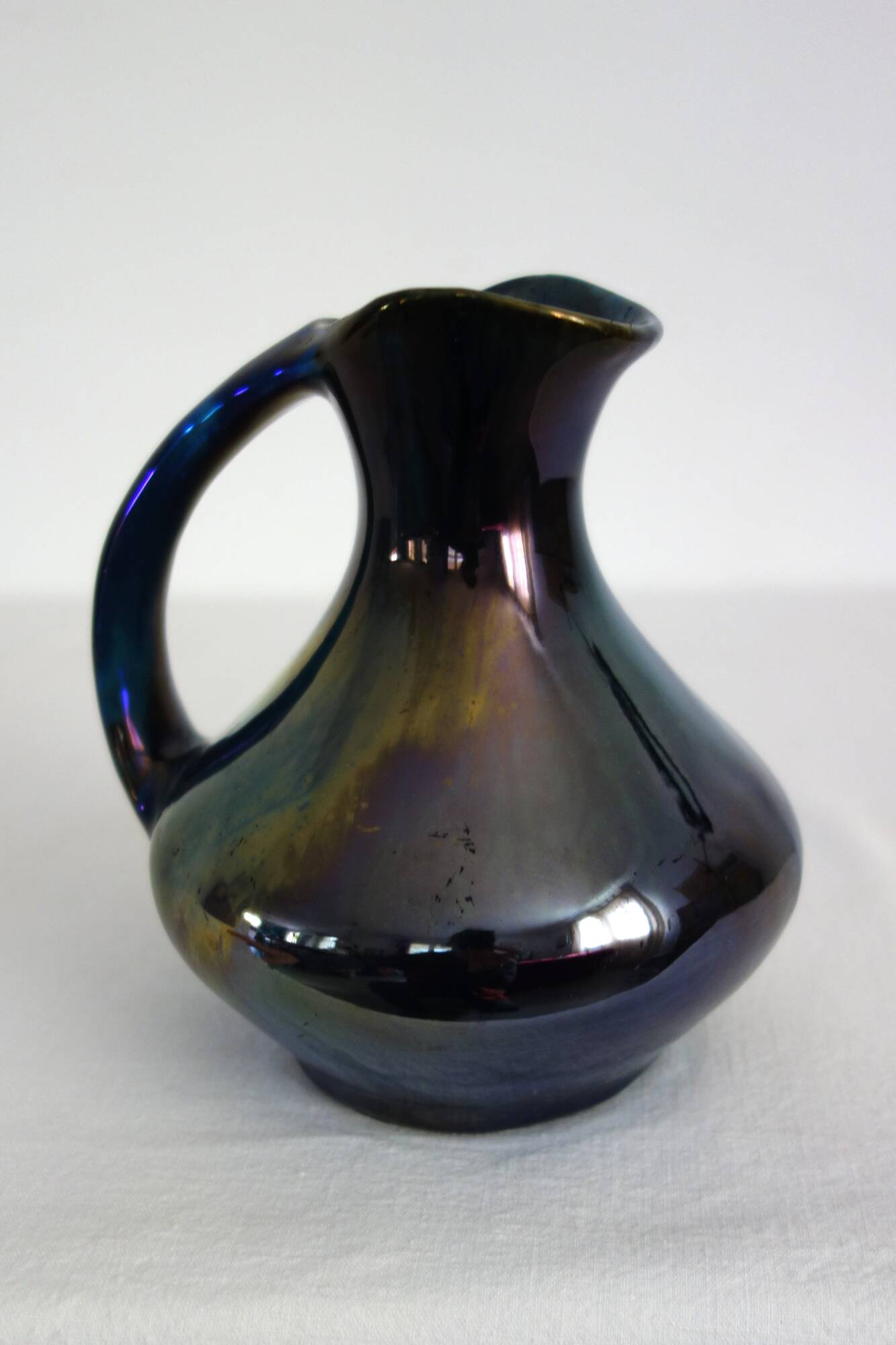 Emaux de vichy cytere iridescent ceramic vase