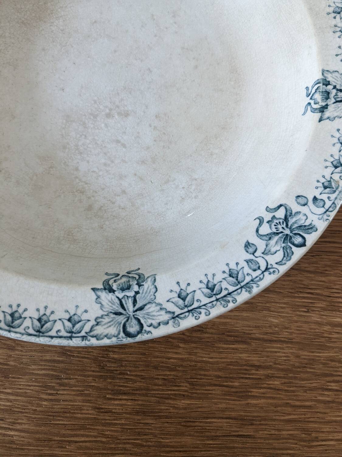 Saint Amand Orchids serving dish