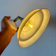 Applique abat-jour vintage en opaline jaune et liserés argent