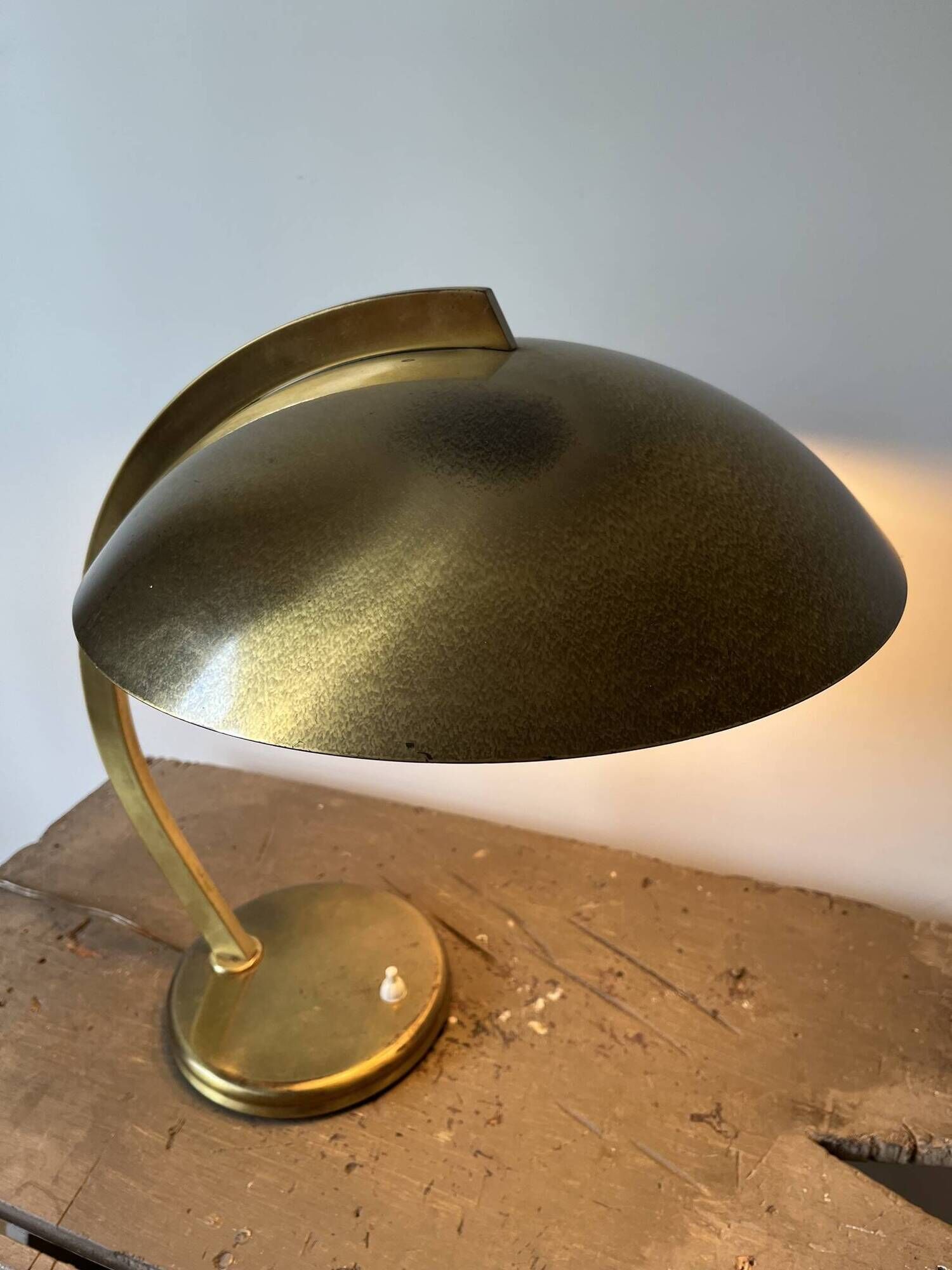 Bauhaus desk lamp in brass by Egon Hillebrand
