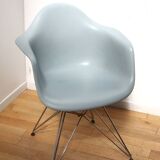 Set of 3 DAR armchairs, Charles & Ray Eames, Vitra
