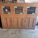 Antique gunsmith's showcase