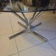 Table basse en verre et métal