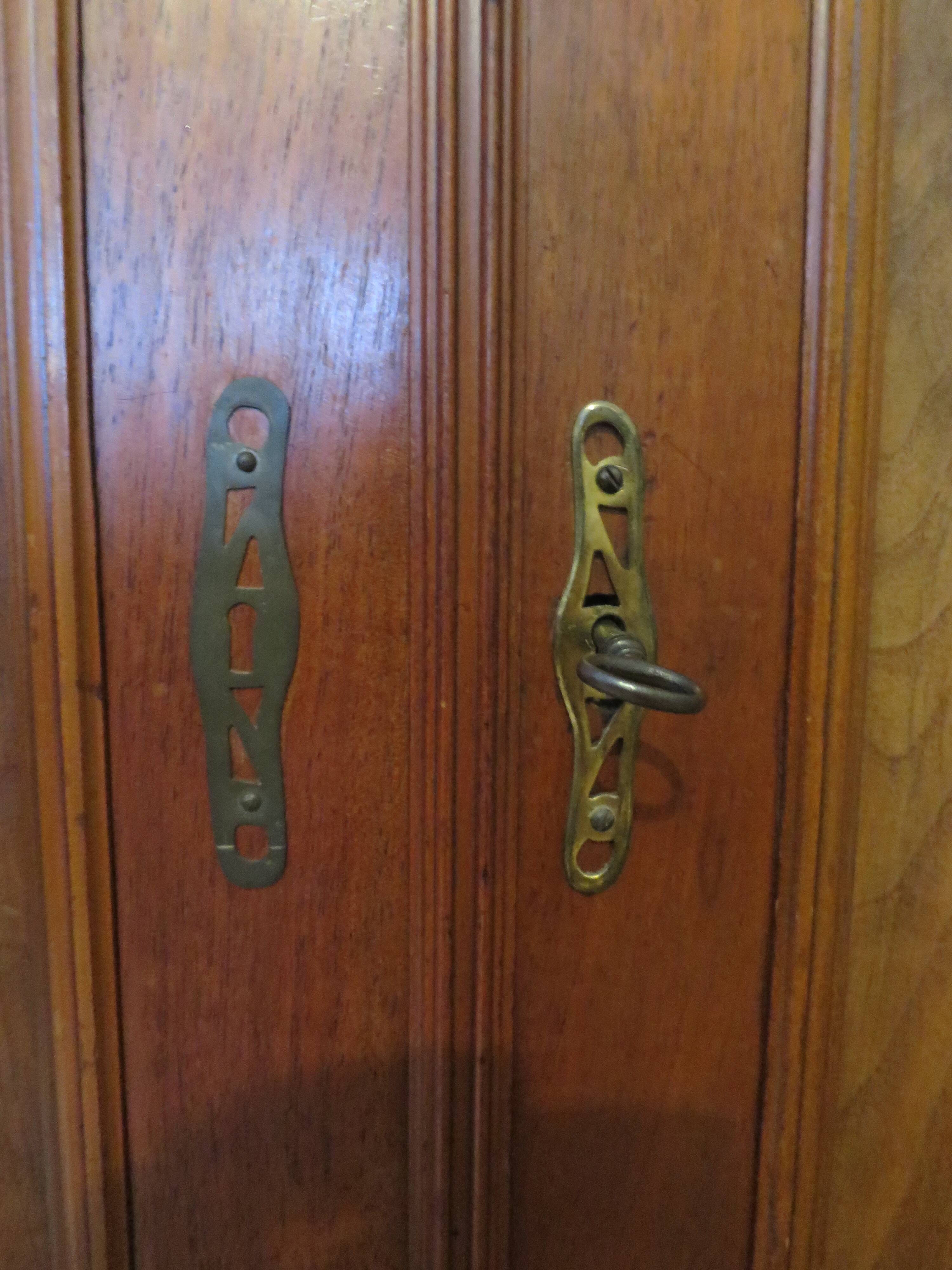 Bahut Buffet 1900 - Napoléon III - Placage noyer - 1 tiroir - 2 portes