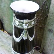 Art Nouveau vase in slip De Bruyn Fives Lille