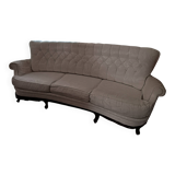 Vintage white curved tufted three-seater canapé