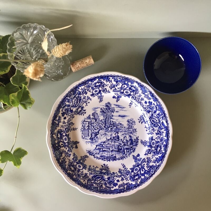 Lot of 12 plates, Luneville & KG, blue décor, country