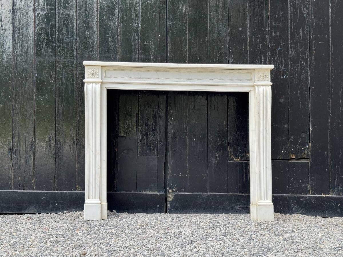 Louis XVI style fireplace in white Carrara marble circa 1880