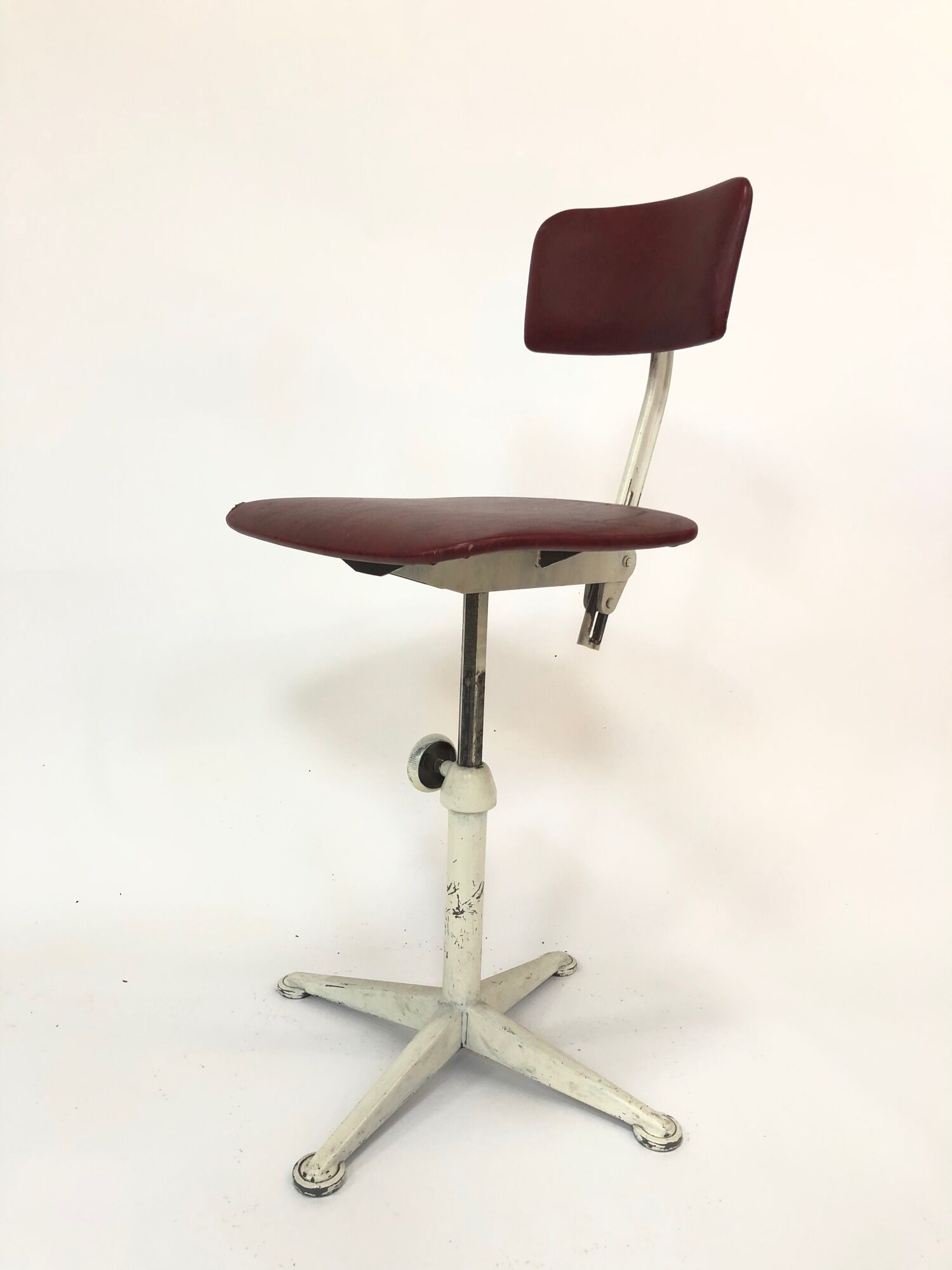 Industrial drawing work chair designed by Friso Kramer for Ahrend De Cirkel Netherlands