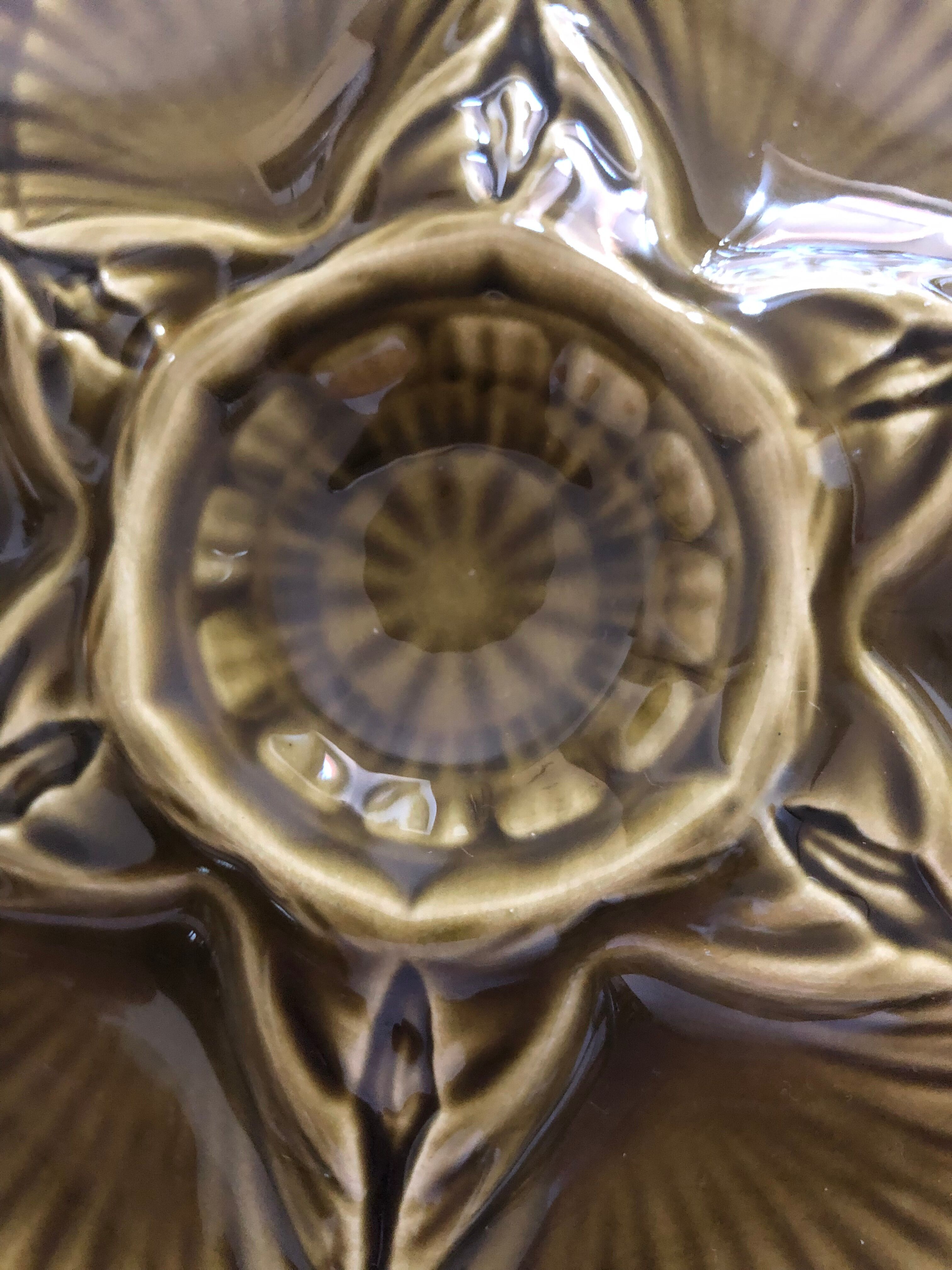 Set of 5 oyster plates