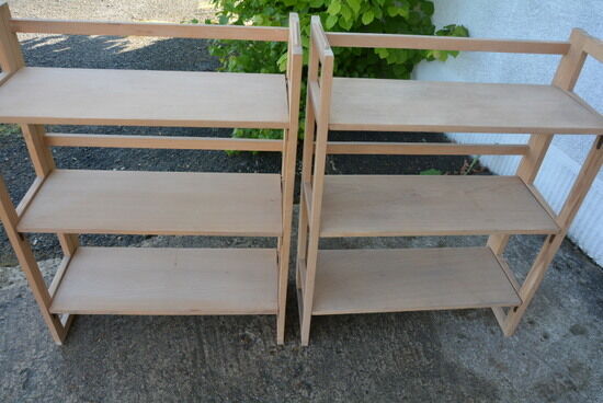 Shelves, folding libraries