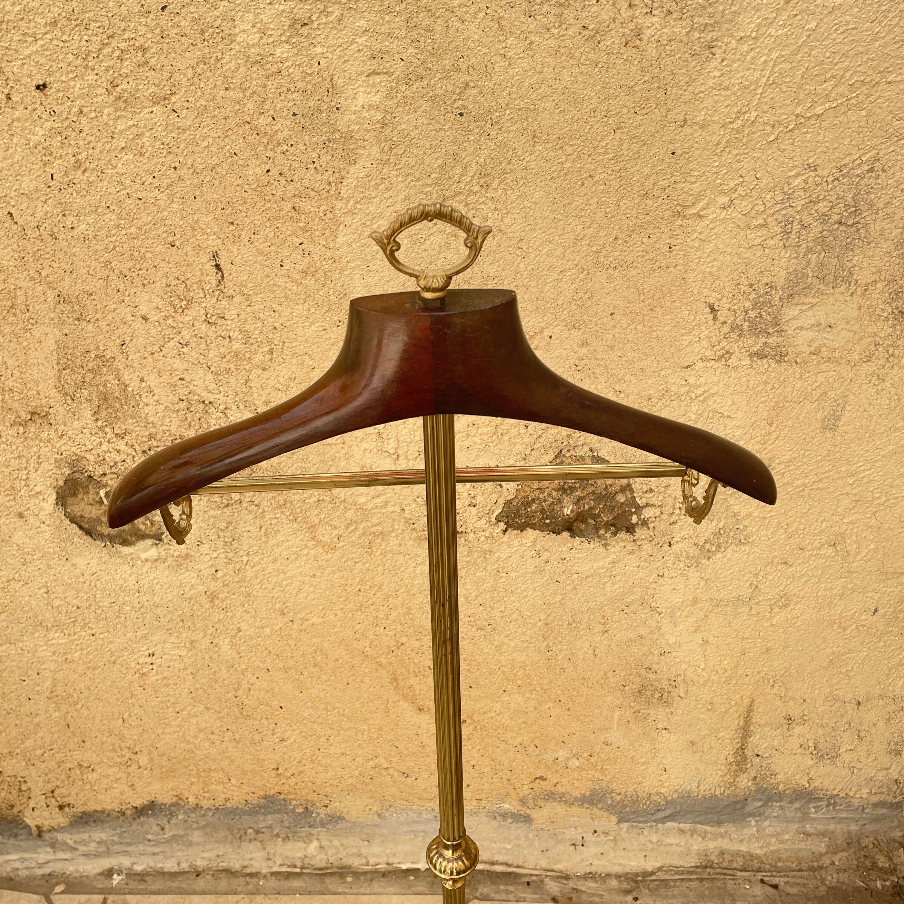 Vintage valet in gilded metal 1960