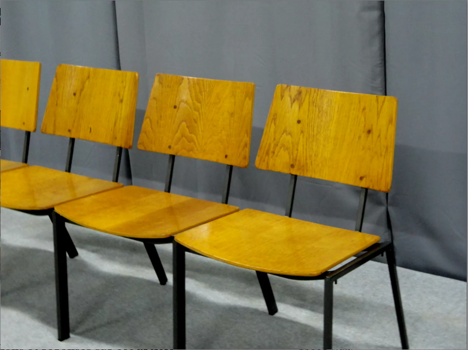 Lot of 4 oak chairs, 1974