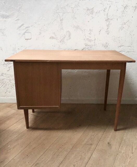 Office 50s/60 with compass feet