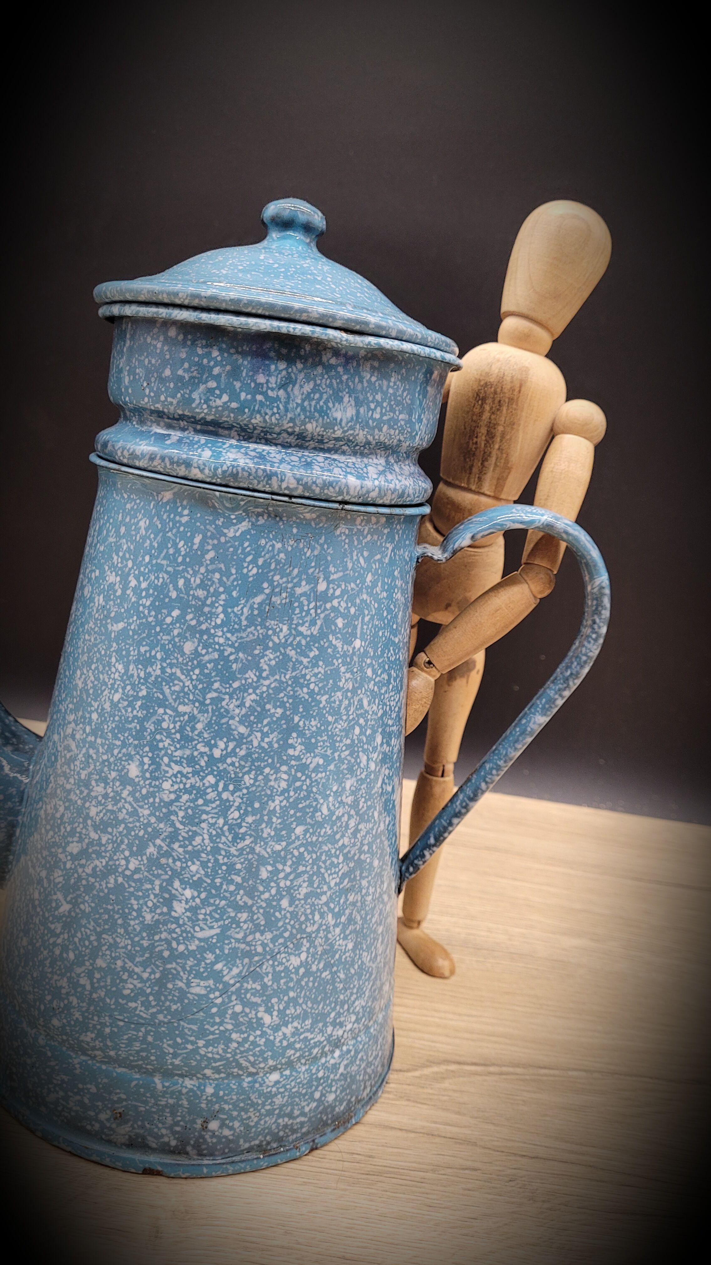 Enamelled marble blue coffee maker