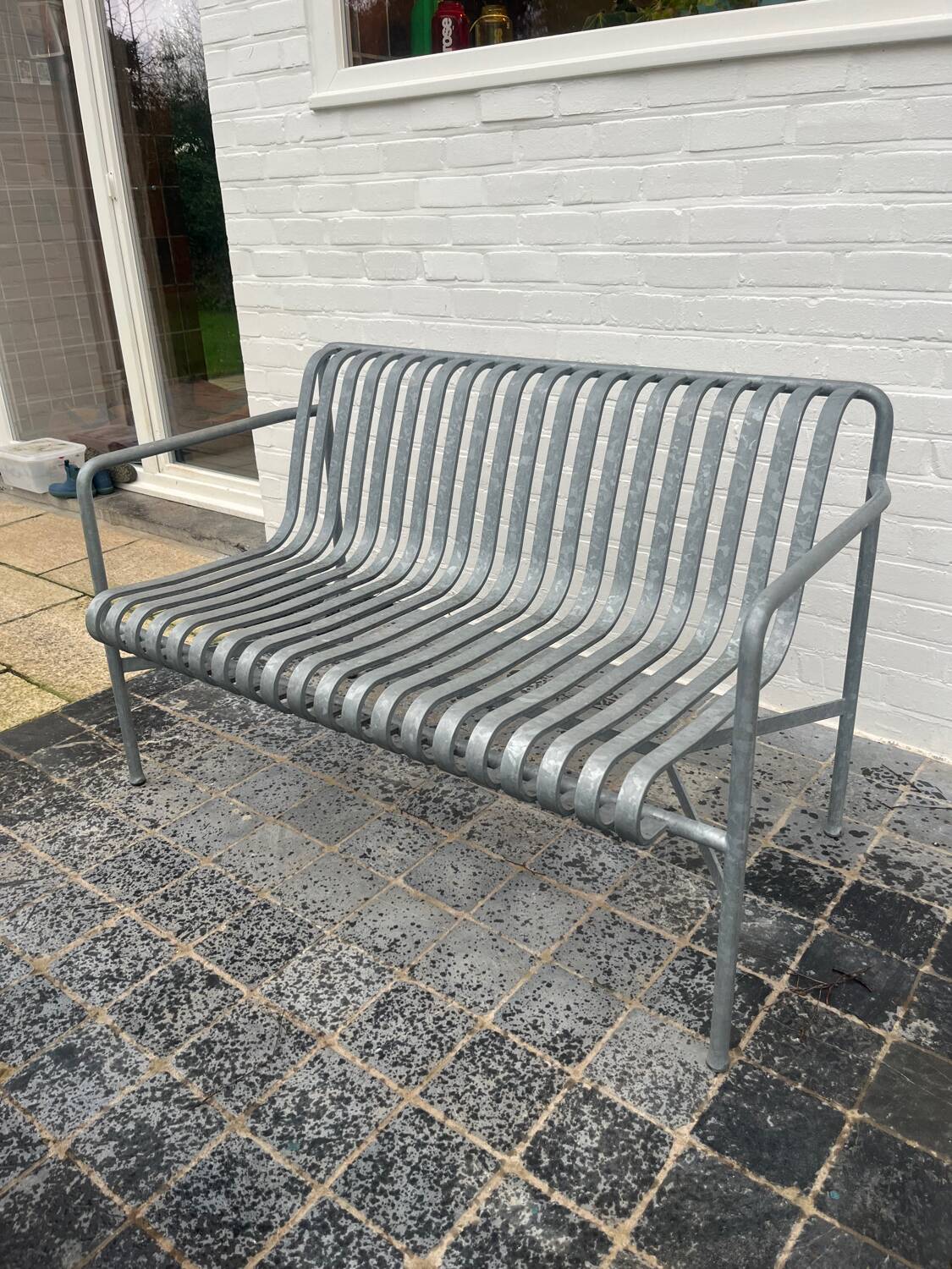 Palisade table and bench – HAY – Large size – Galvanised grey