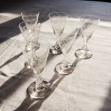 Former service of 30 engraved crystal foot glasses
