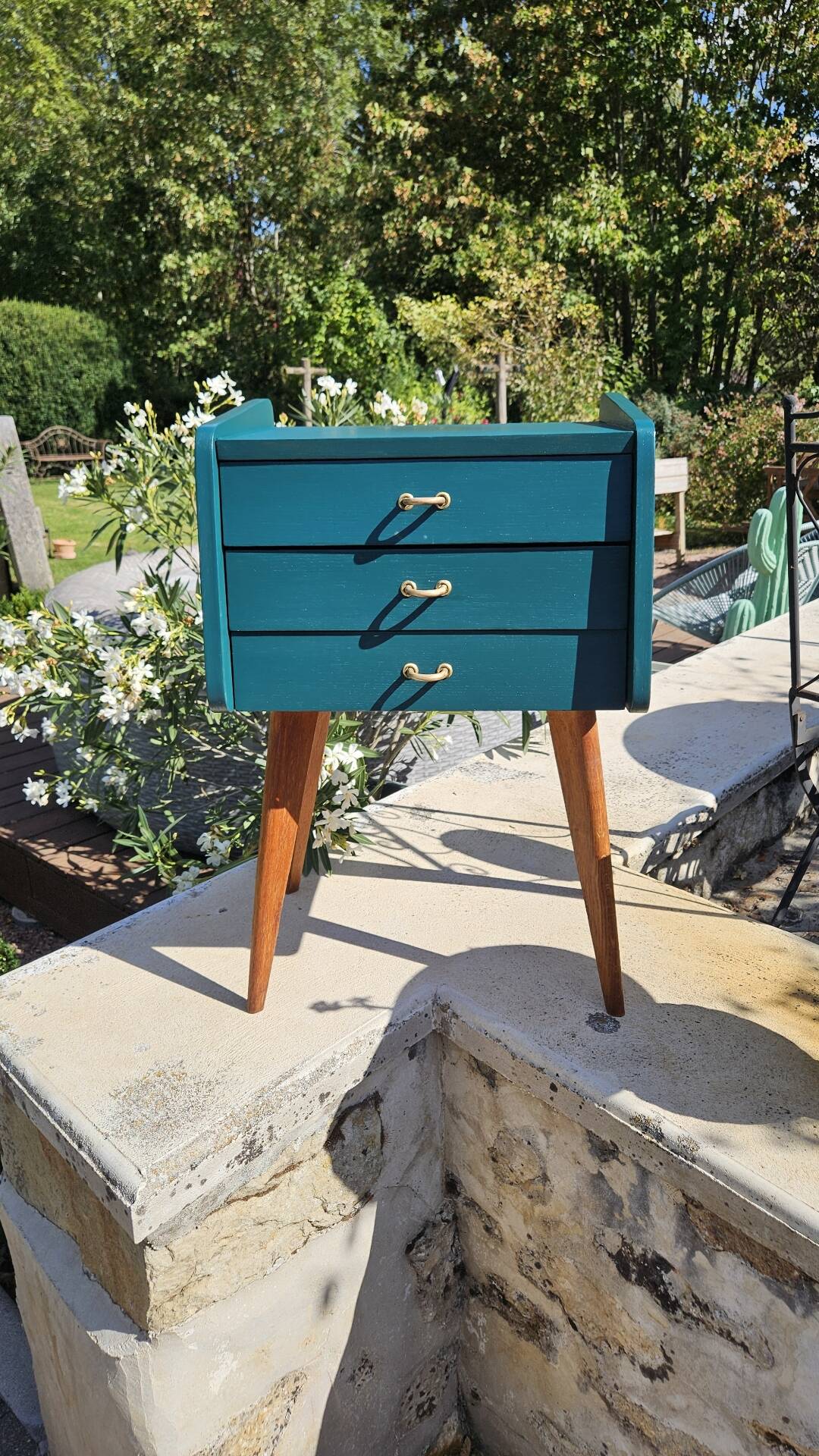 Table de chevet scandinave