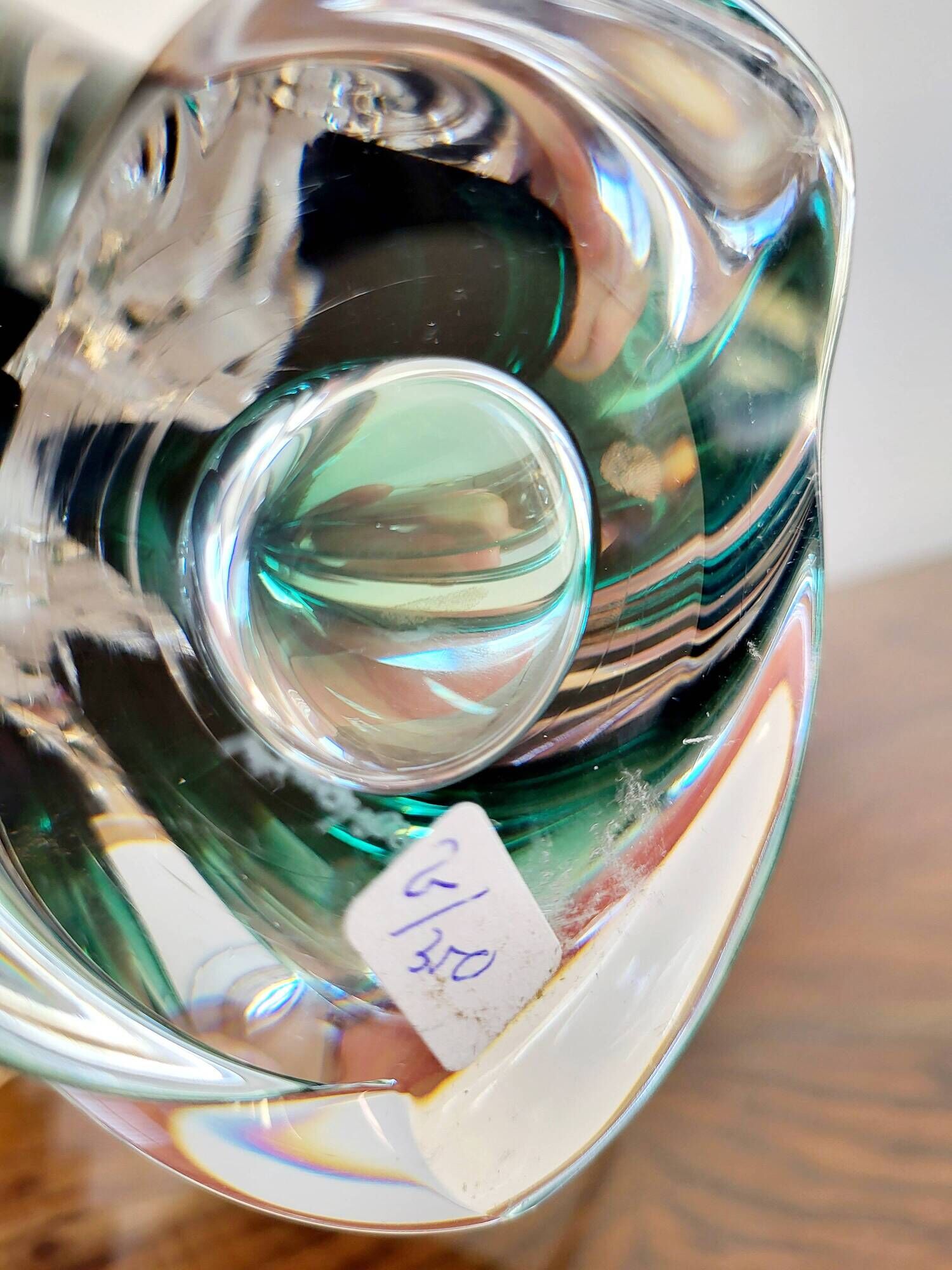 Lampe en cristal Val Saint Lambert à pied tourné, couleur verte, Belgique