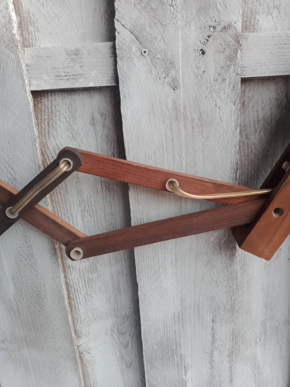 Zig zag wooden wall light from the 60s