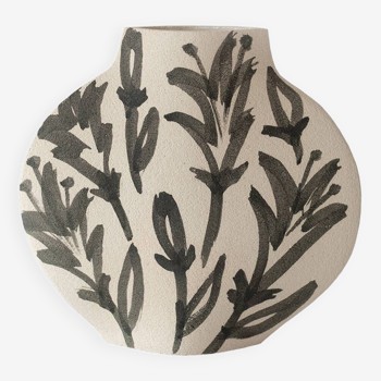 Ceramic Vase 'Lilies'