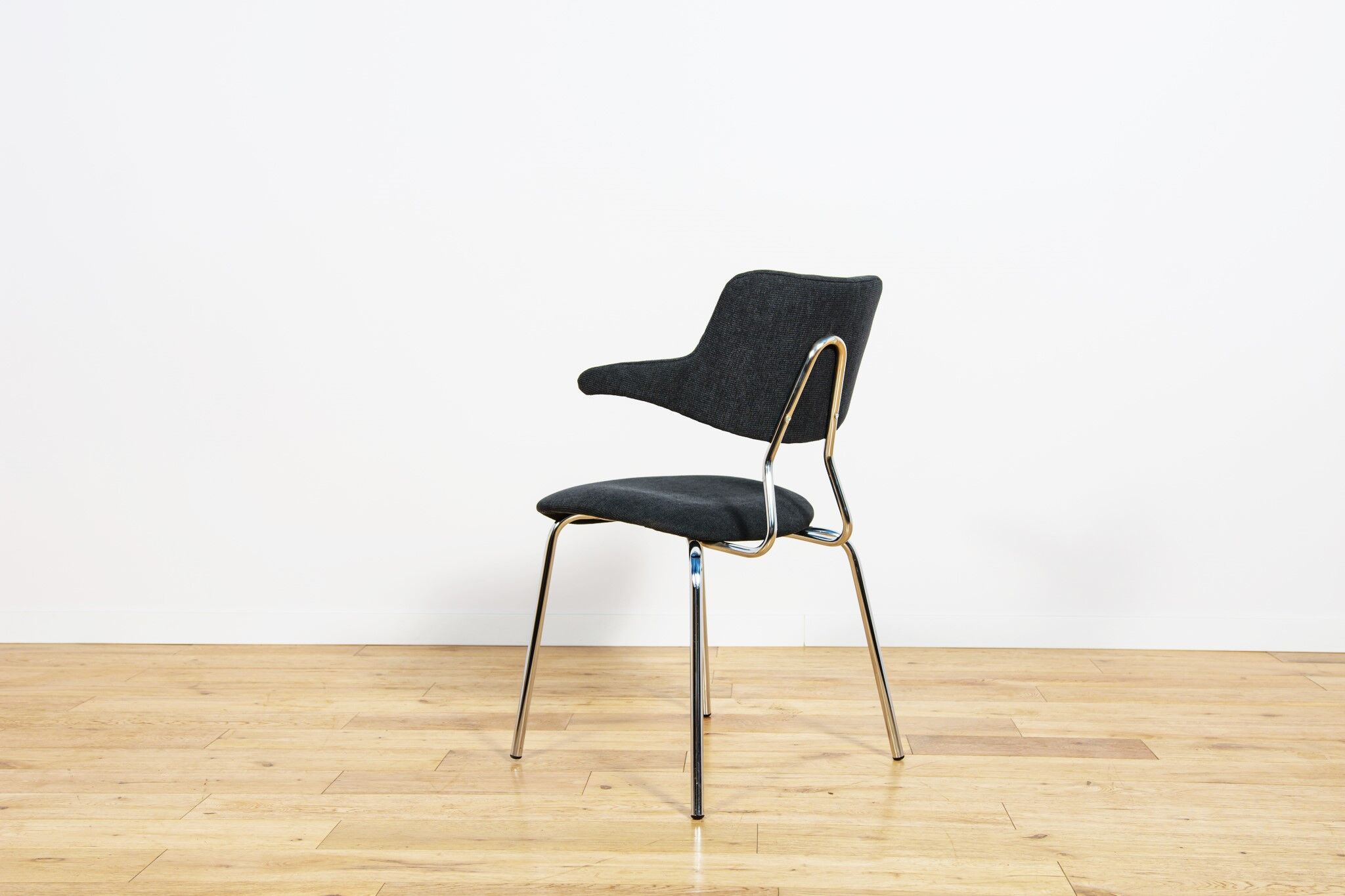 Model VL118 dining chairs by Vermund Larsen for Vermund Larsen A/S, Denmark, 1960s, set of 8