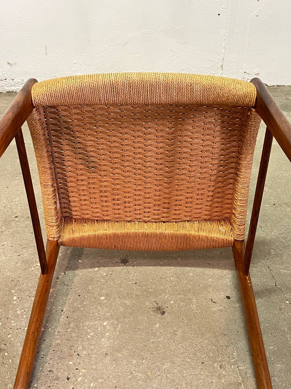 6 Scandinavian chairs in rope