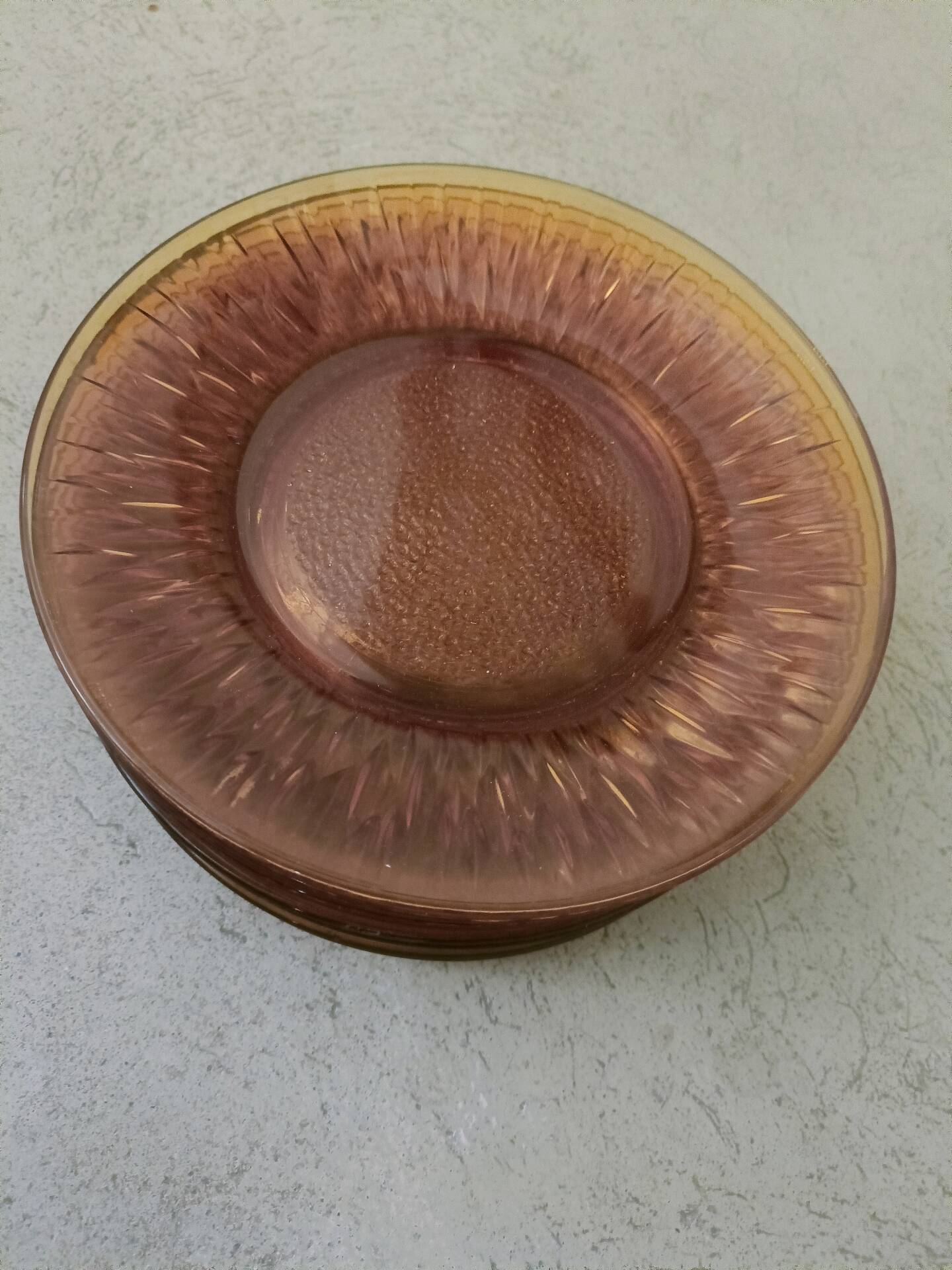Twelve amber sunflower plates Vereco