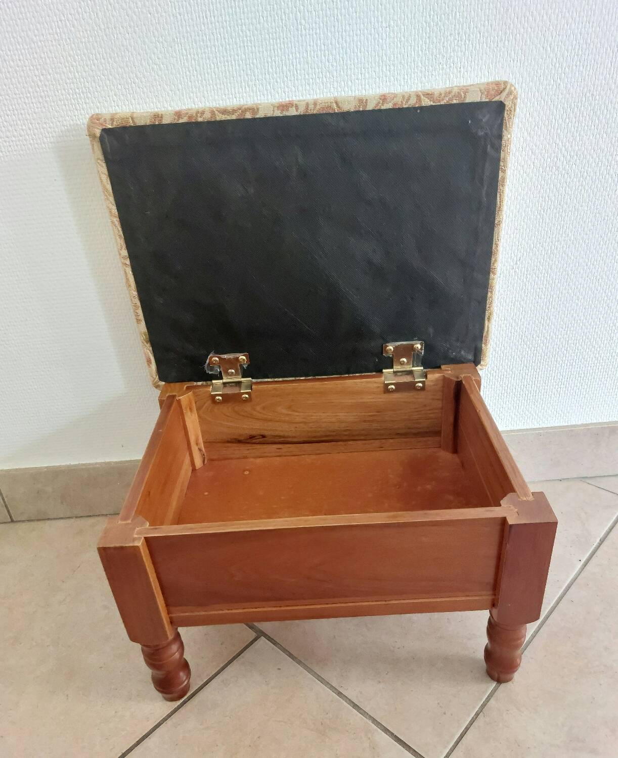 Vintage wooden footrest